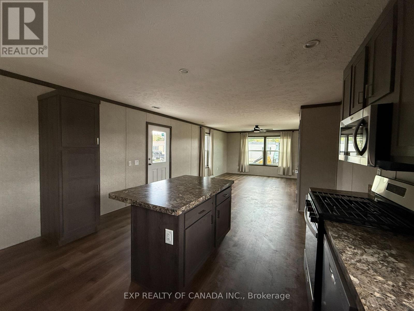 190 REMI CRESCENT