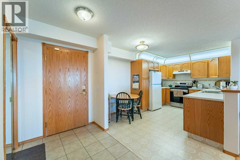 136, 728 Country Hills Road NW