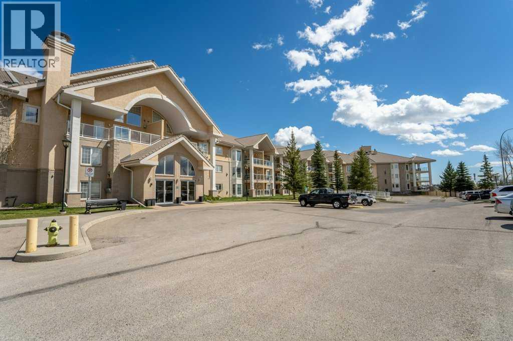 136, 728 Country Hills Road NW