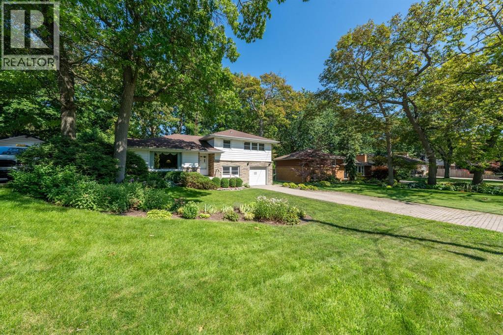 1732 Rutherglen CLOSE