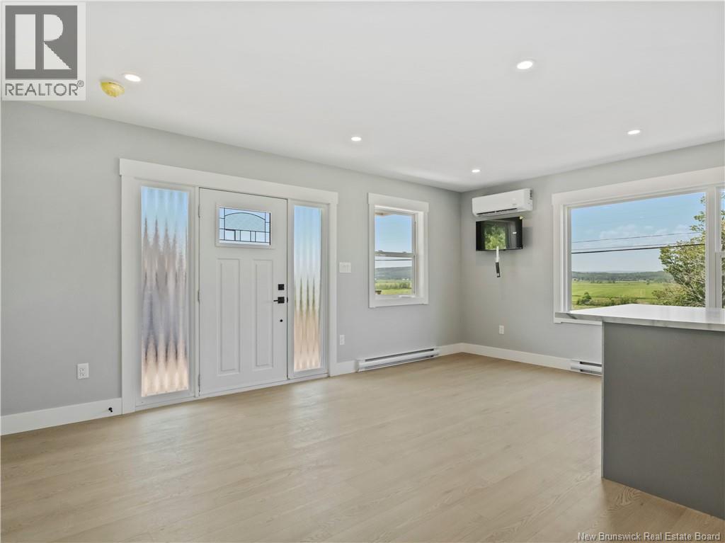 1141 Royal - Photo 4