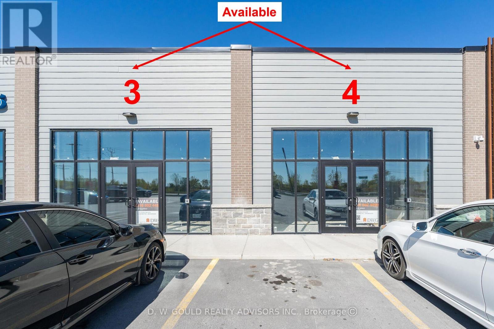 3 & 4 - 620 DUNDAS STREET E