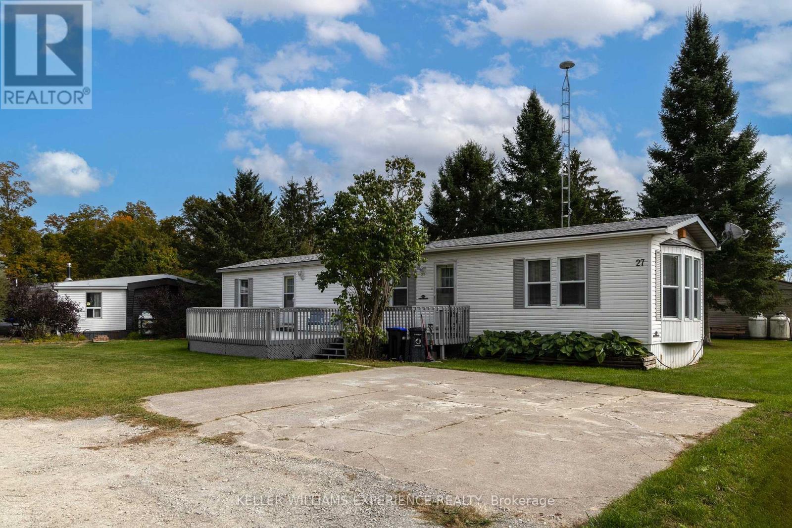 27 - 4976 25TH SIDEROAD
