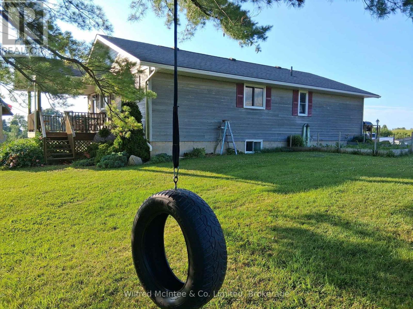 932 BRUCE  86 ROAD