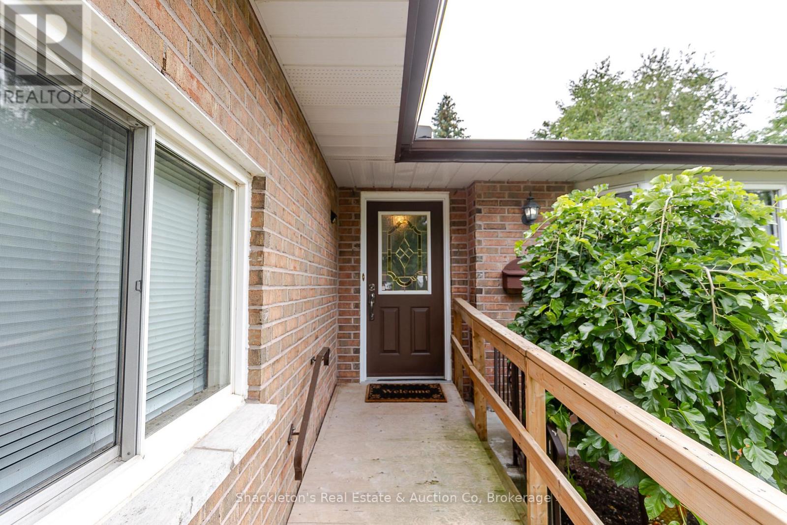 229 BRIARHILL DRIVE