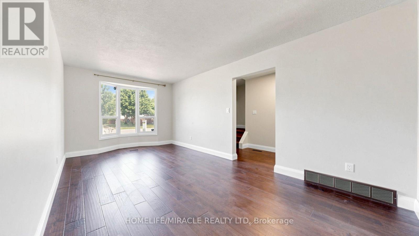 47 VISCOUNT ROAD