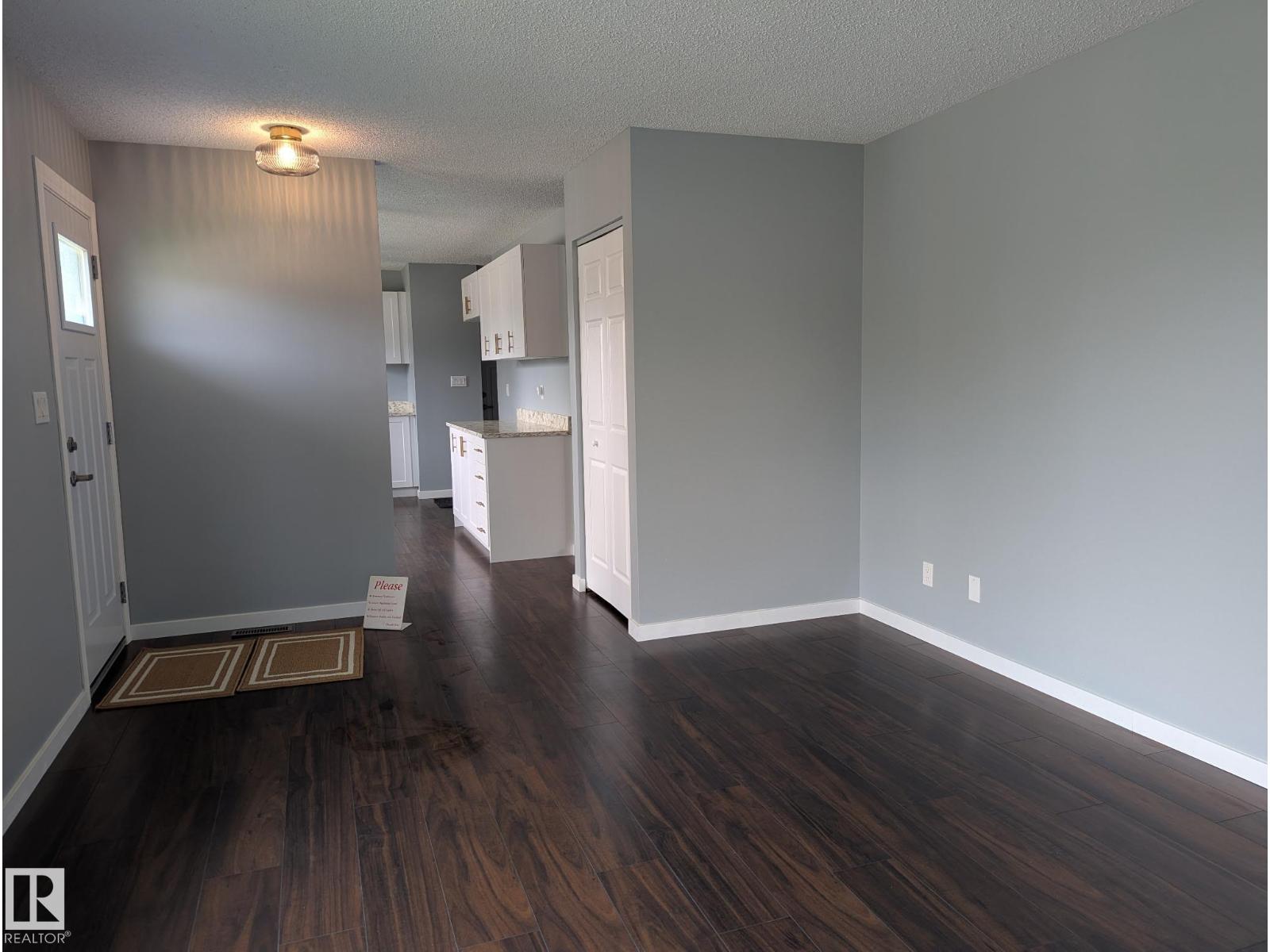 1907 145A AV NW