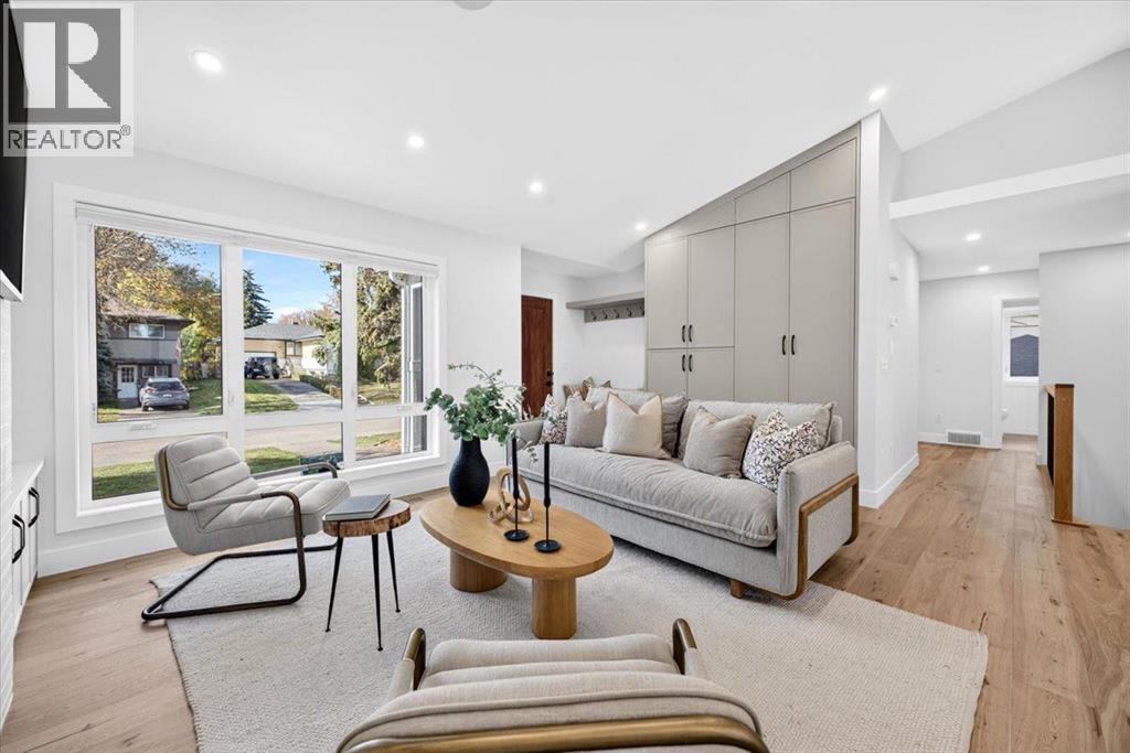60 Governor Drive SW
