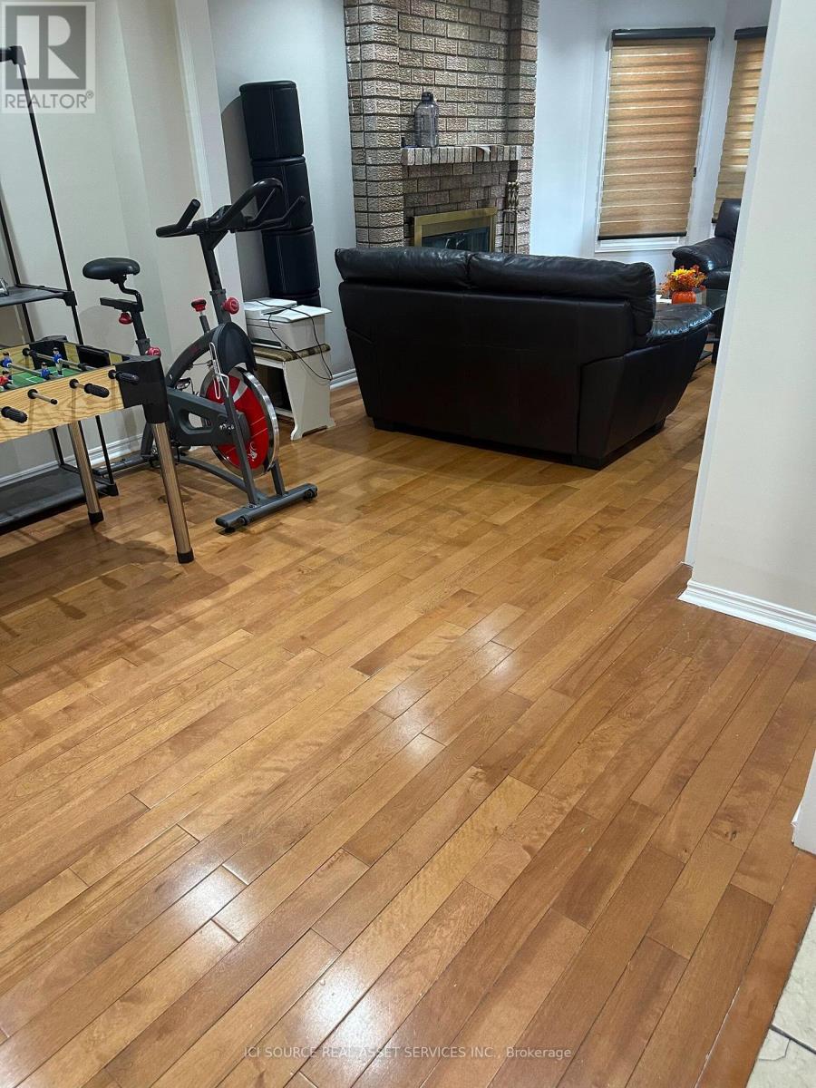 MAIN FL - 16 BROWNRIDGE COURT