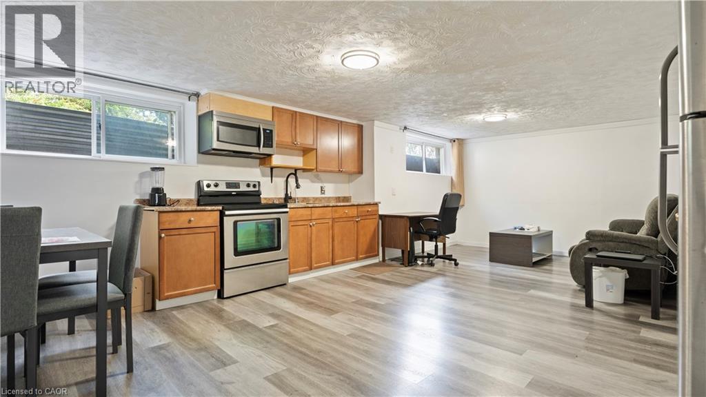 48 MCDONALD Avenue Unit# LOWER