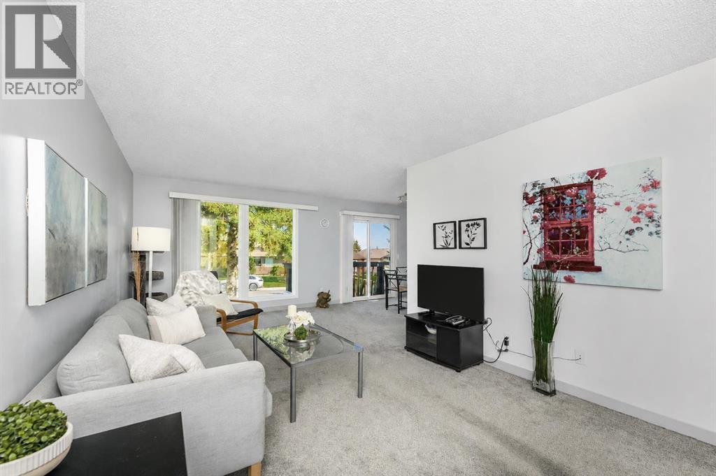 48 Bermuda Court NW