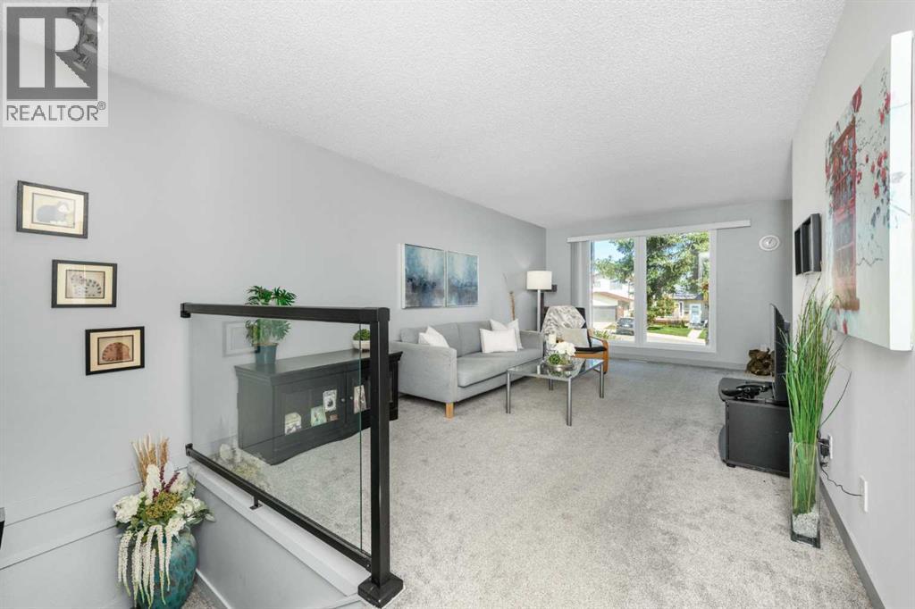 48 Bermuda Court NW