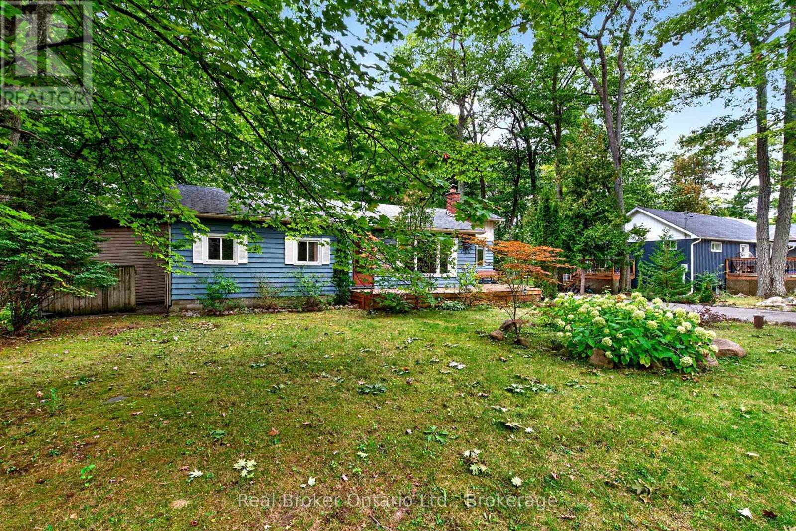 16 FREDRICK AVENUE