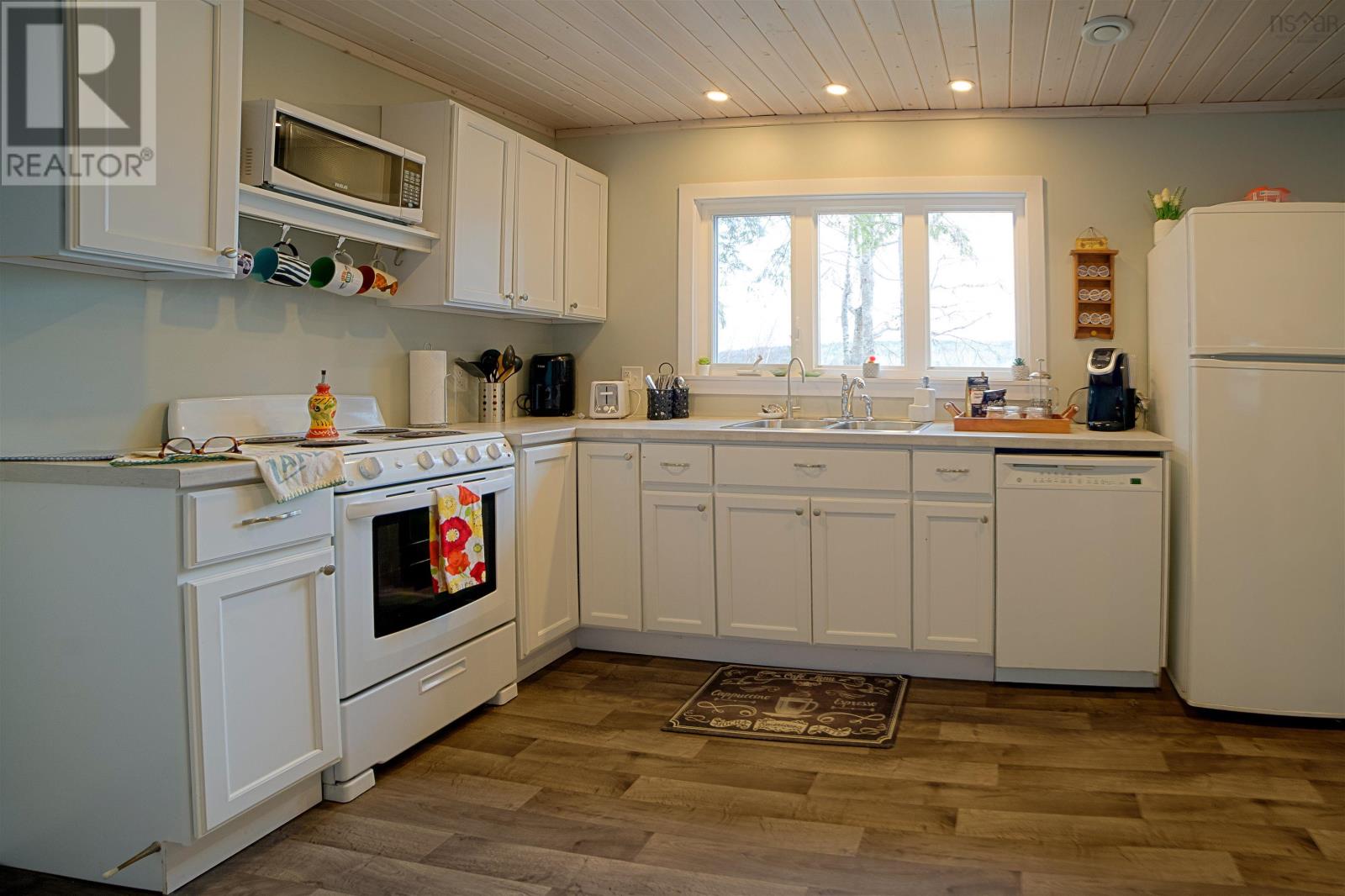 36 Summer Lane - Photo 3