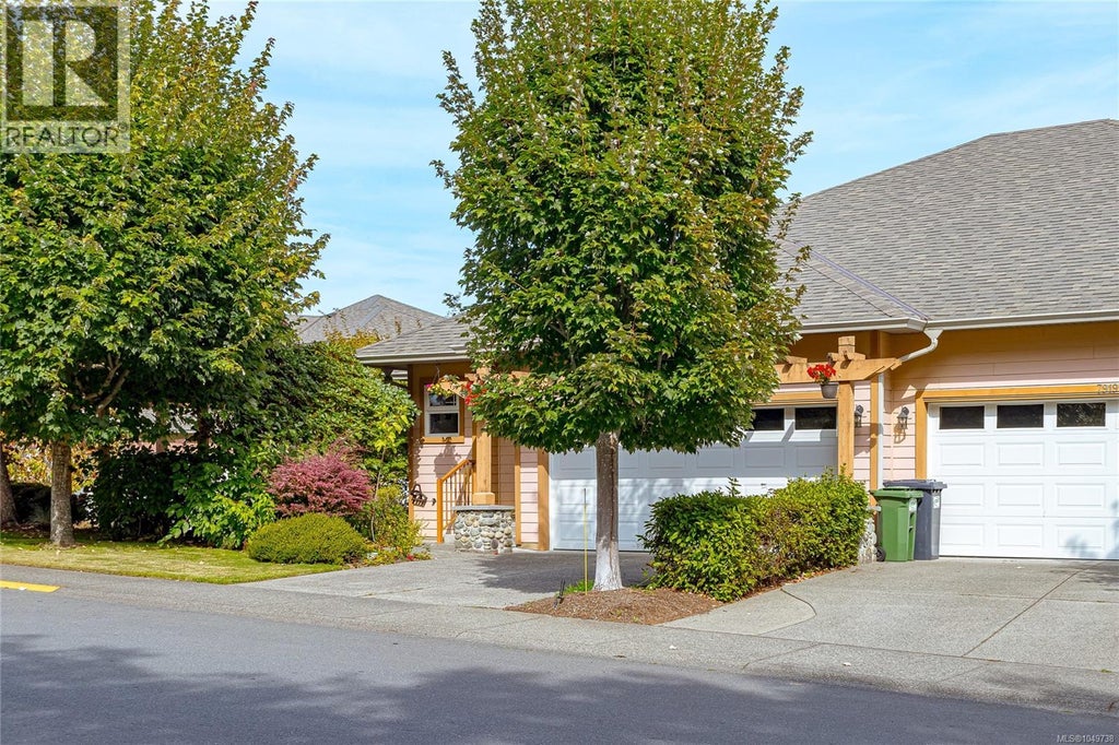 7921 POLO PARK CRES, CENTRAL SAANICH, BC V8M 2K2 - Image 2447160478.jpeg?d=l