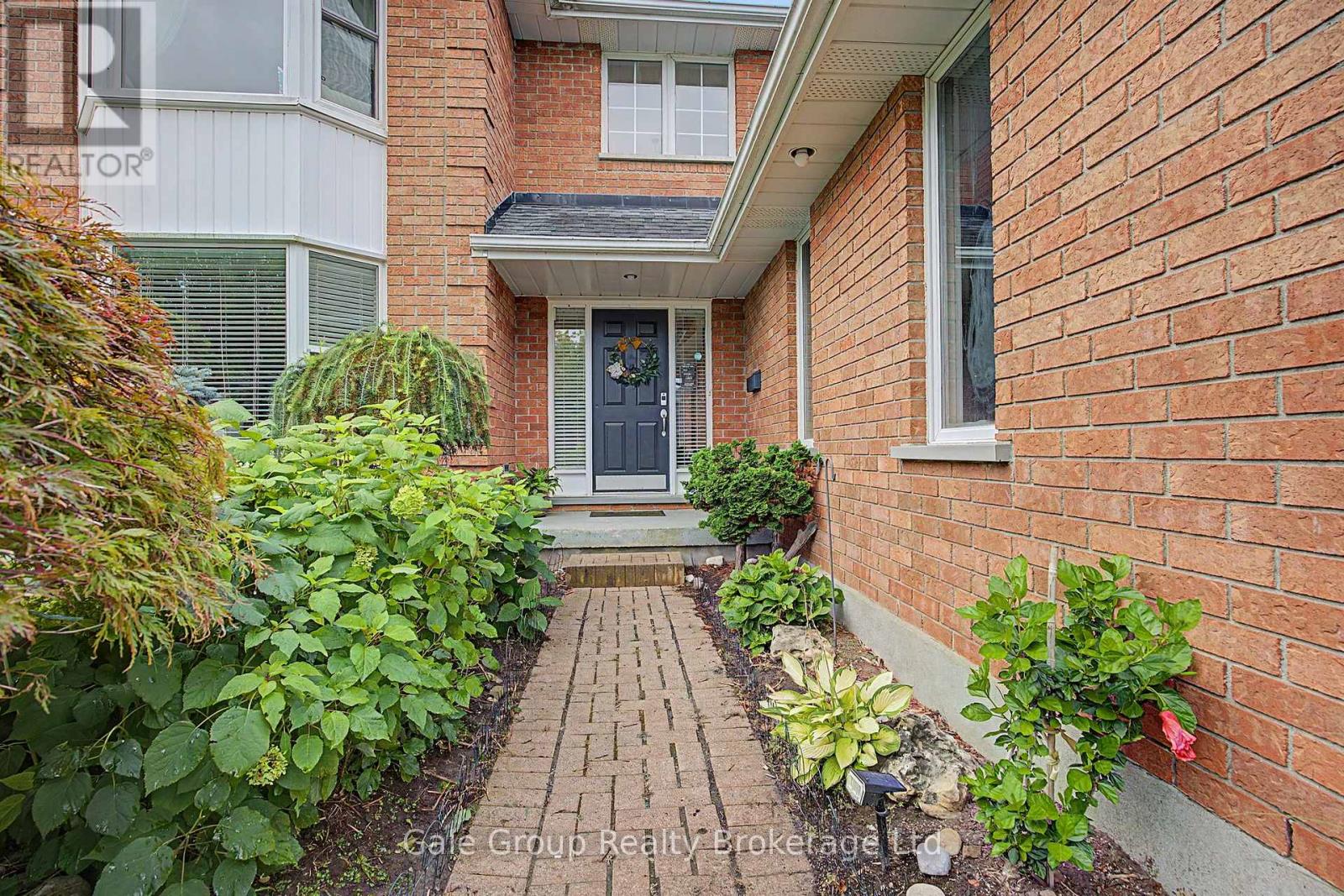 15 ORTONA STREET