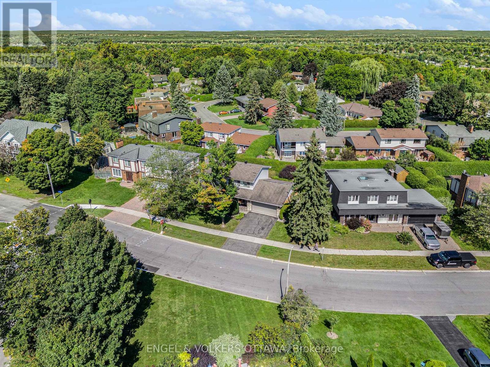 1941 NASKAPI DRIVE