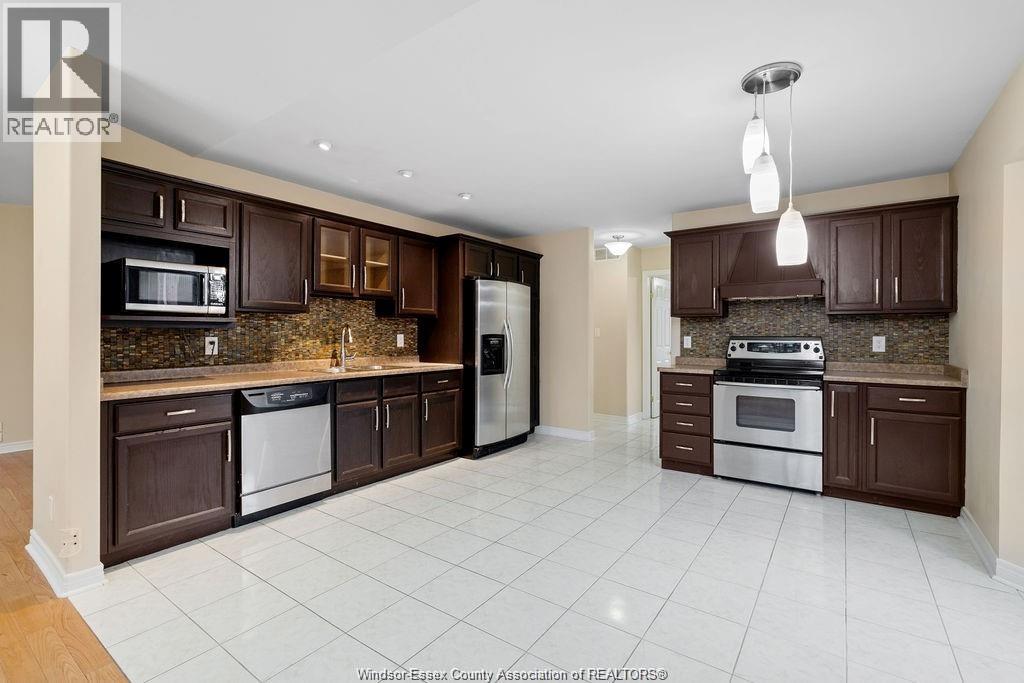 850 HACIENDA COURT