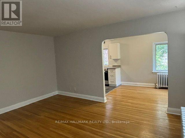 202 - 111 ORIOLE PARKWAY