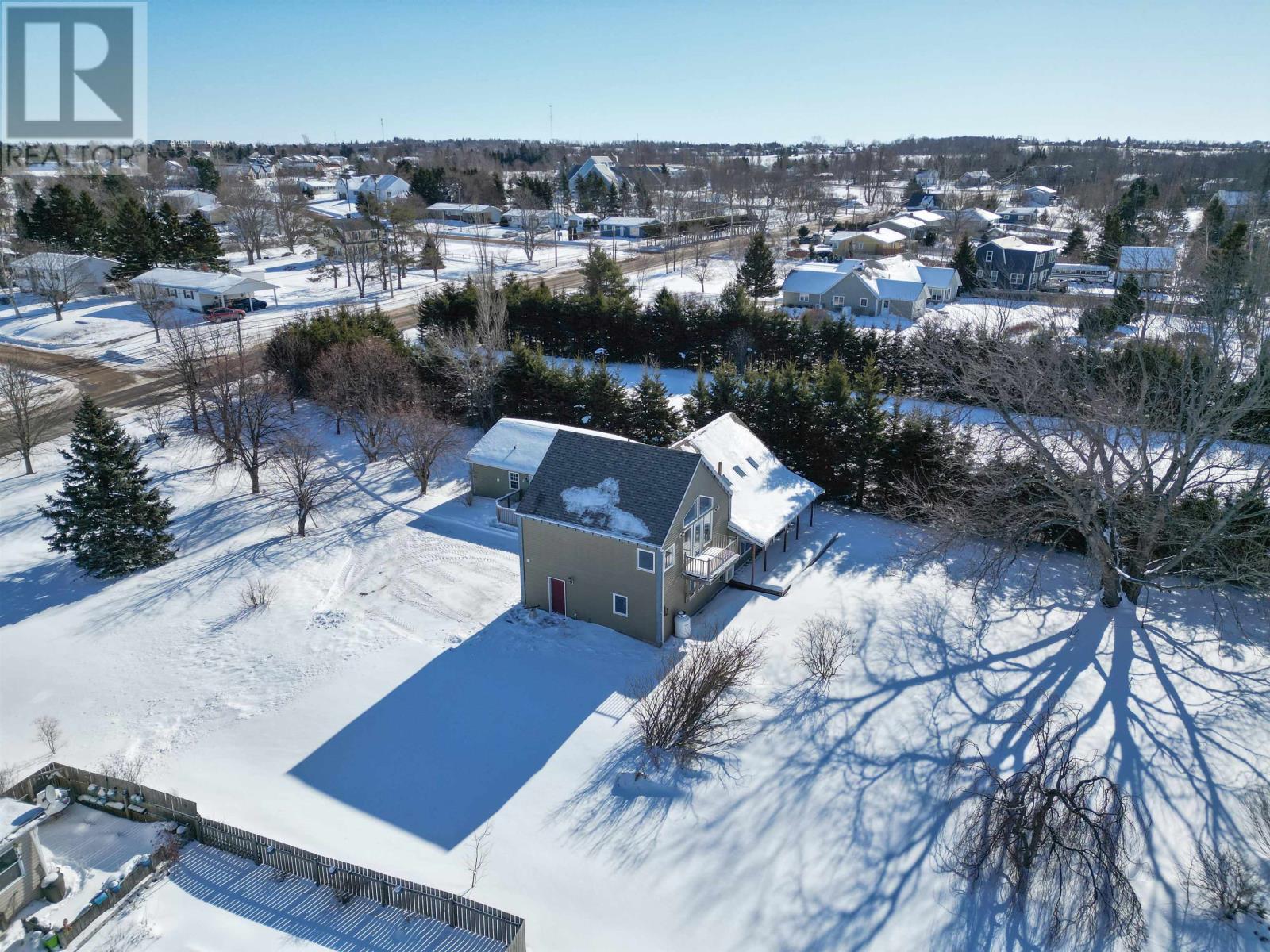 114 STRATFORD Road - Photo 3
