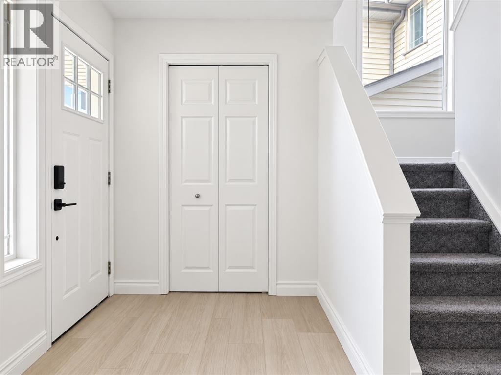 128 WESTON Manor SW