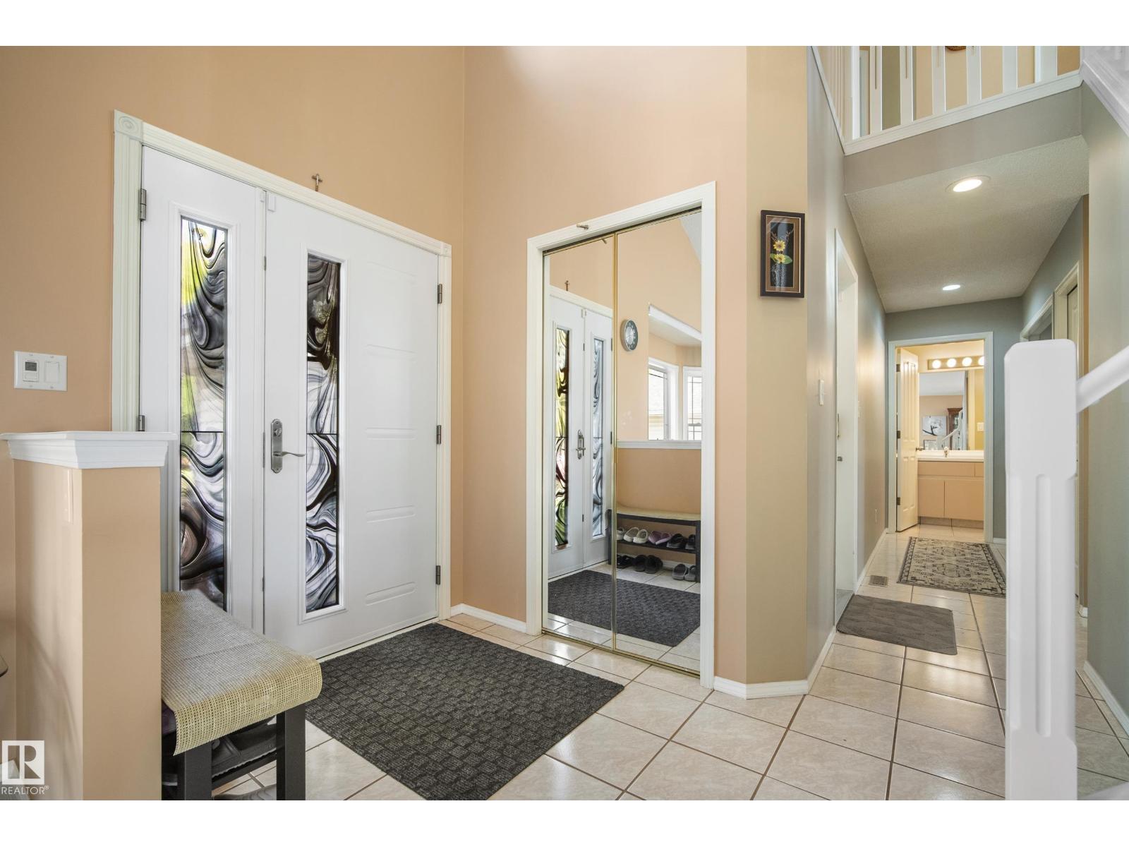 38 DEANE CR