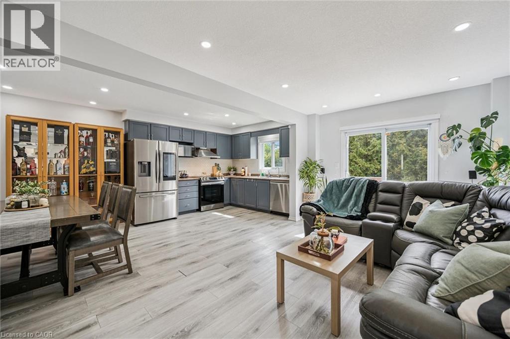81 WINDALE Crescent