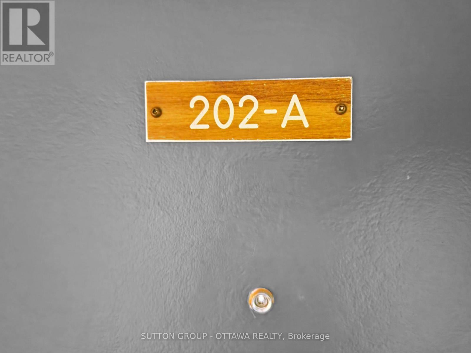 202A - 2044 ARROWSMITH DRIVE