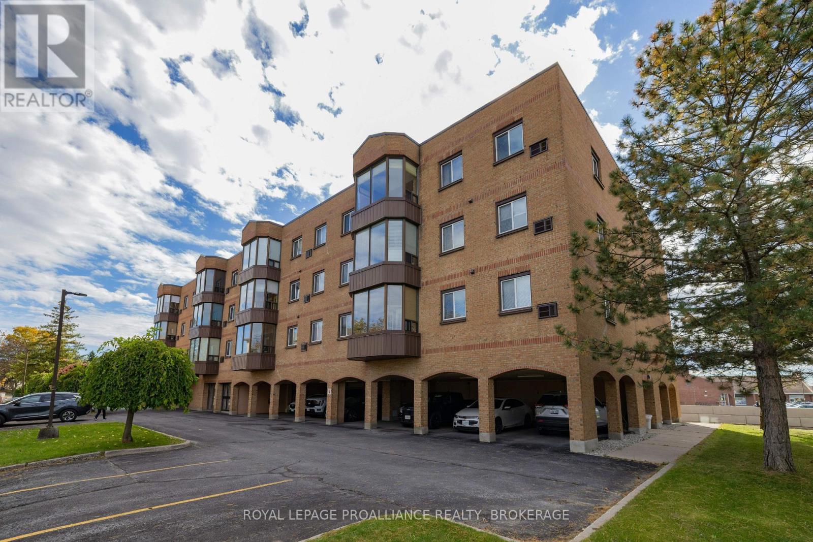 301 - 649 DAVIS DRIVE