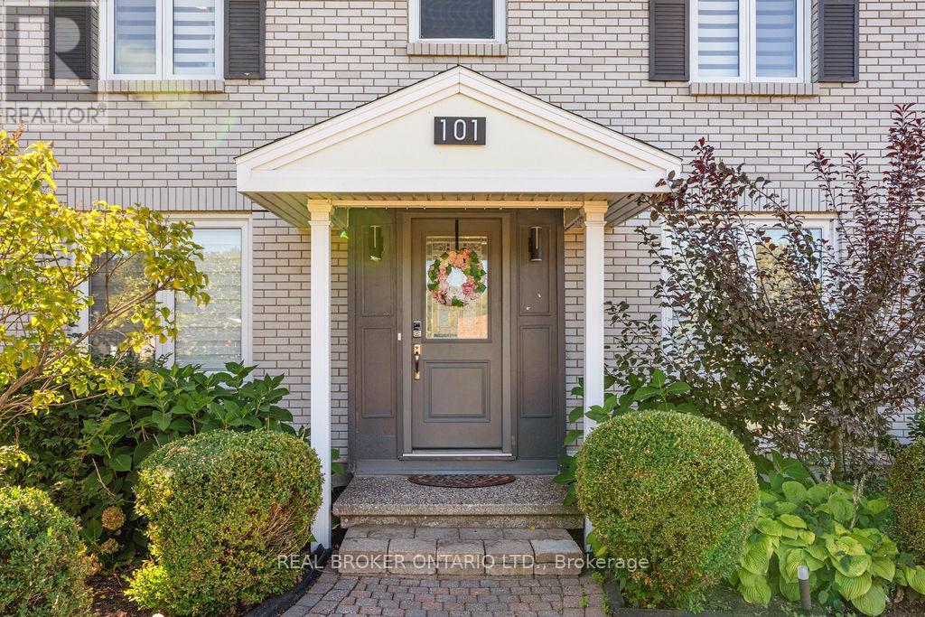 101 QUEENSLINE DRIVE