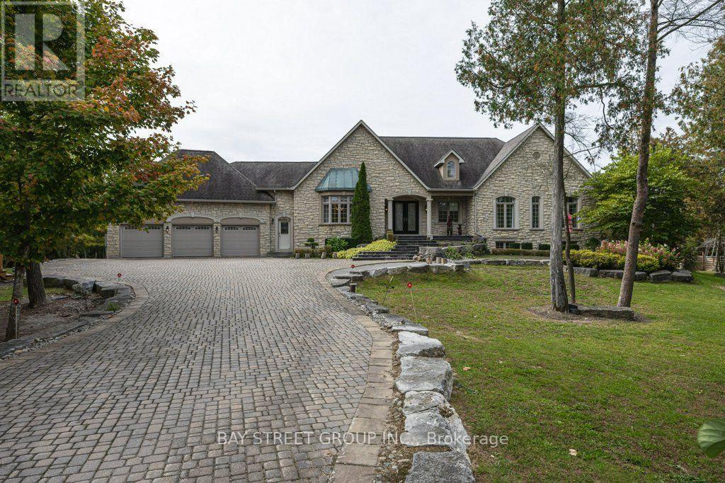 5 RIVER STONE COURT