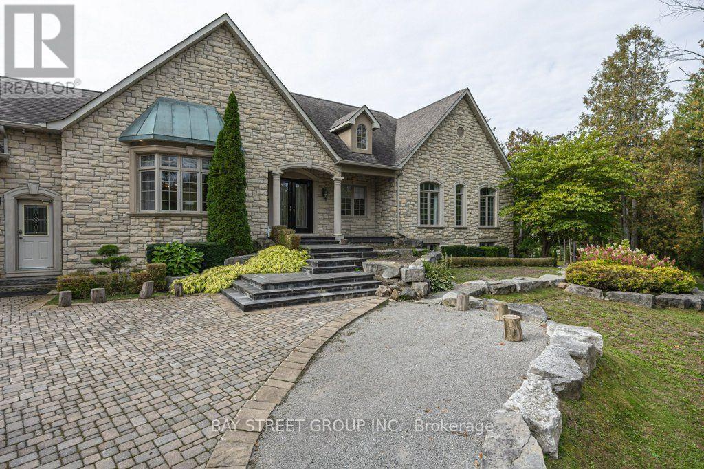 5 RIVER STONE COURT