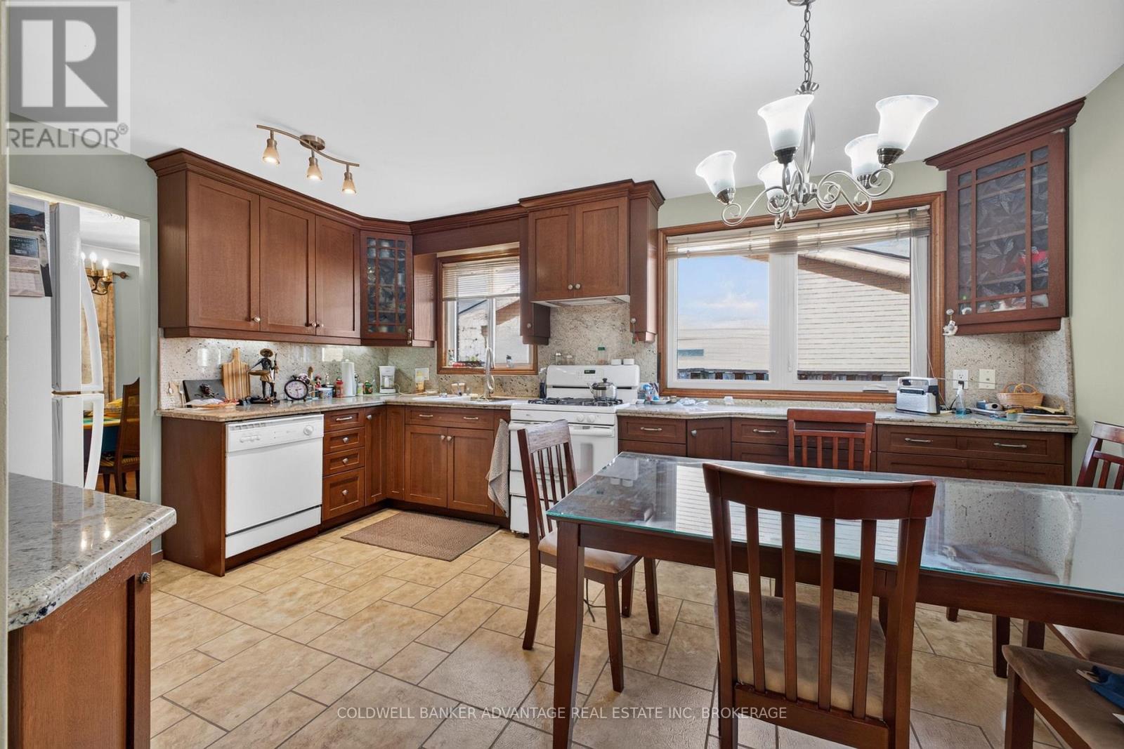 28 GLENPARK COURT