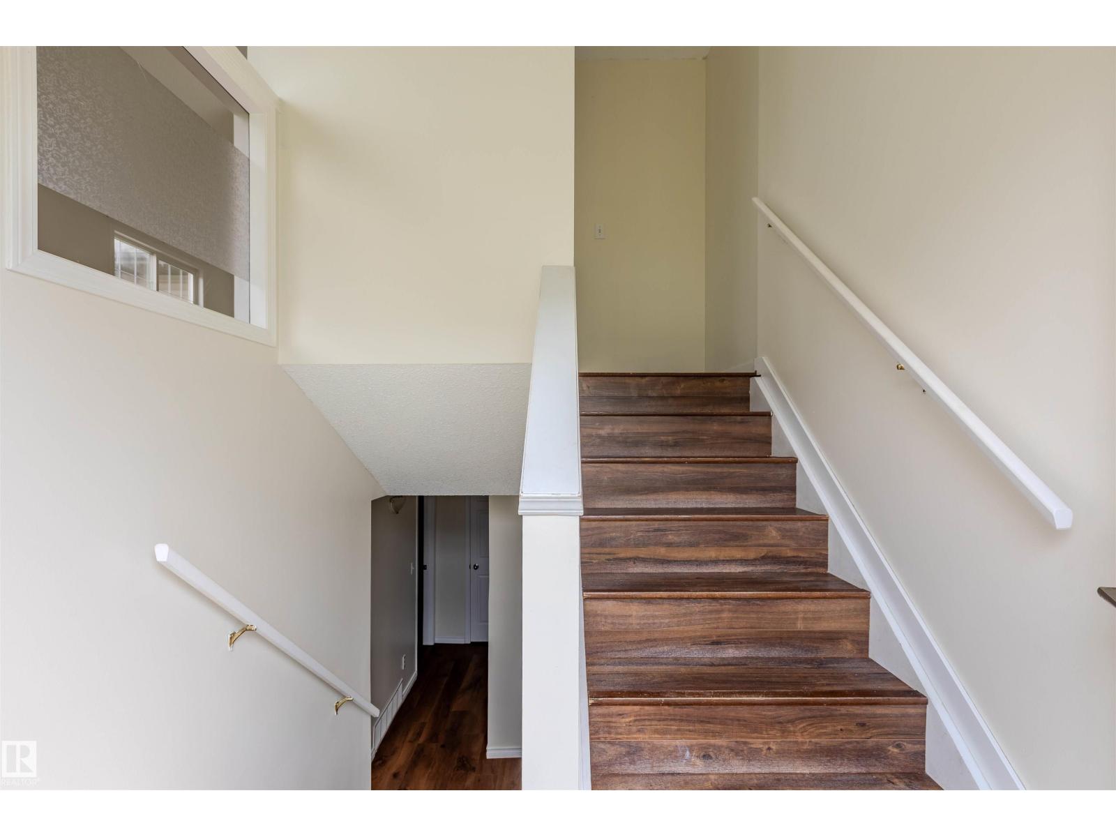 #D 10102 103 ST
