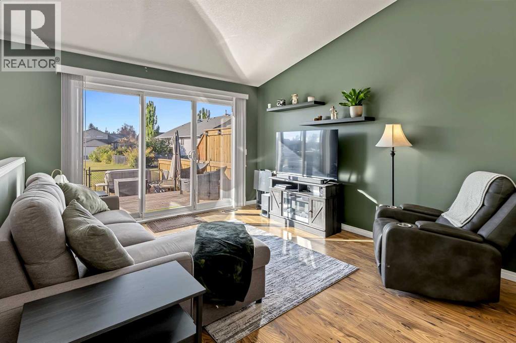 224 Hillvale Crescent