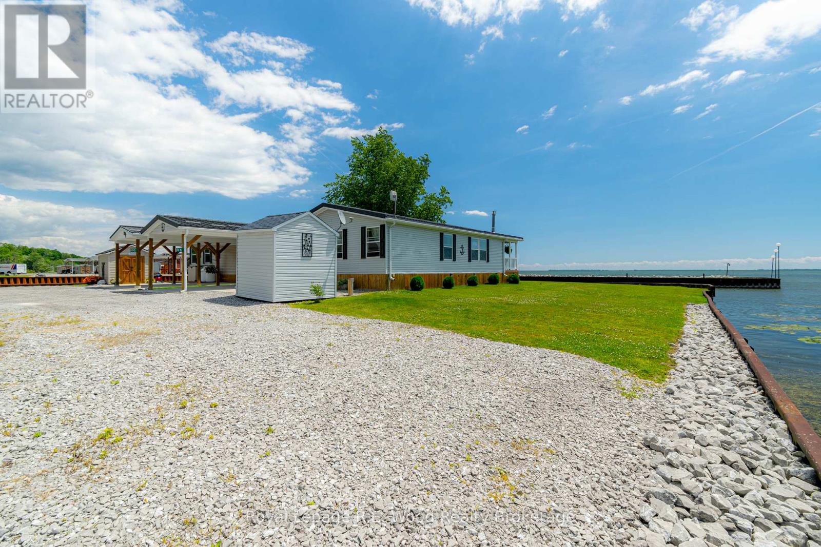 84 - 340 FRONT ROAD