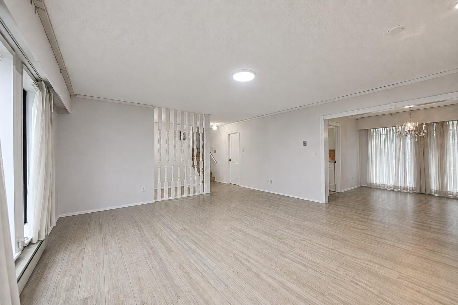 2272 BEVAN CRESCENT