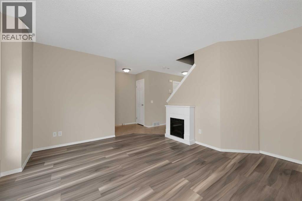 169 Everstone Drive SW