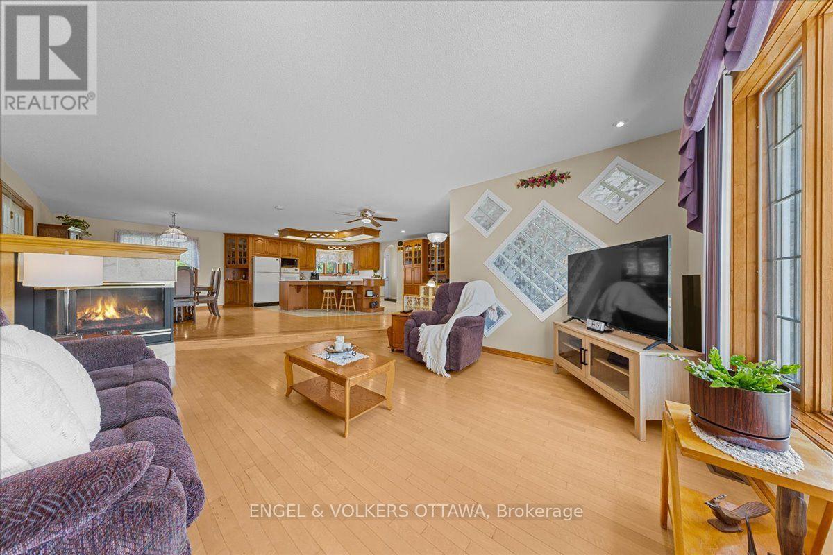 3805 BIG RIDEAU LAKE ROAD