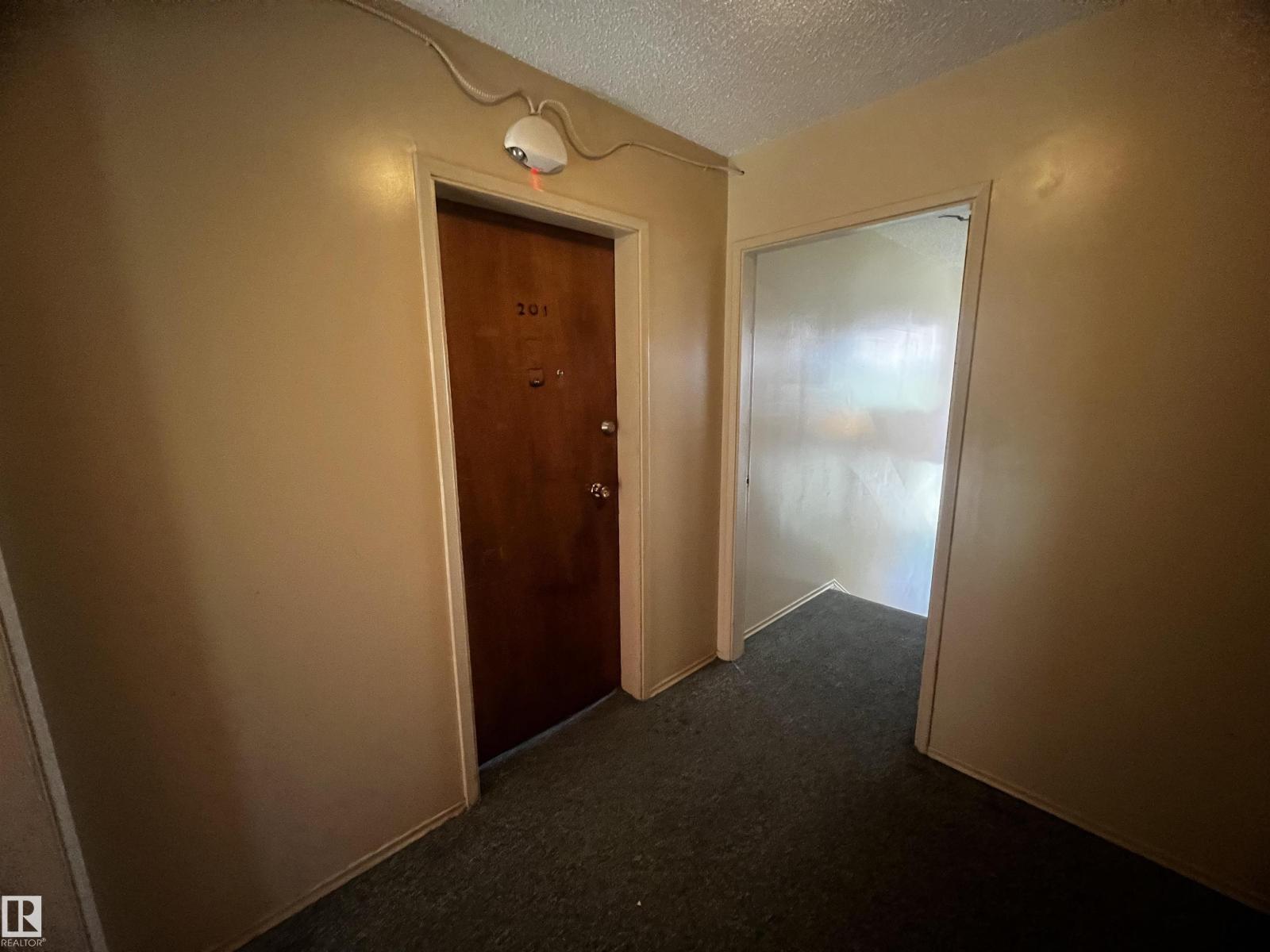 12719 118 ST NW