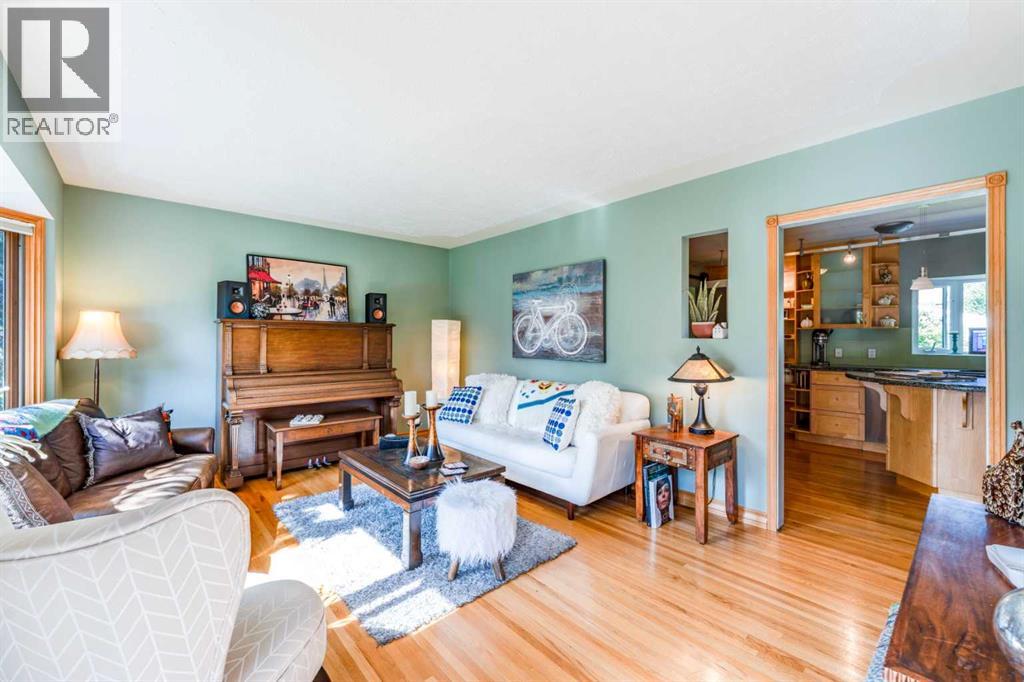 52 Windermere Road SW