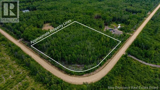 Lot Village-des-Cormier Road