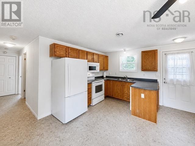 1140 Susan Drive - Photo 2