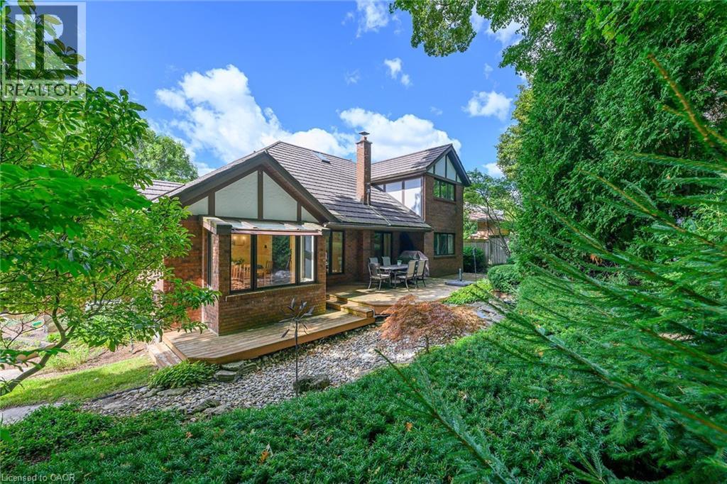 33 WALNUT Drive