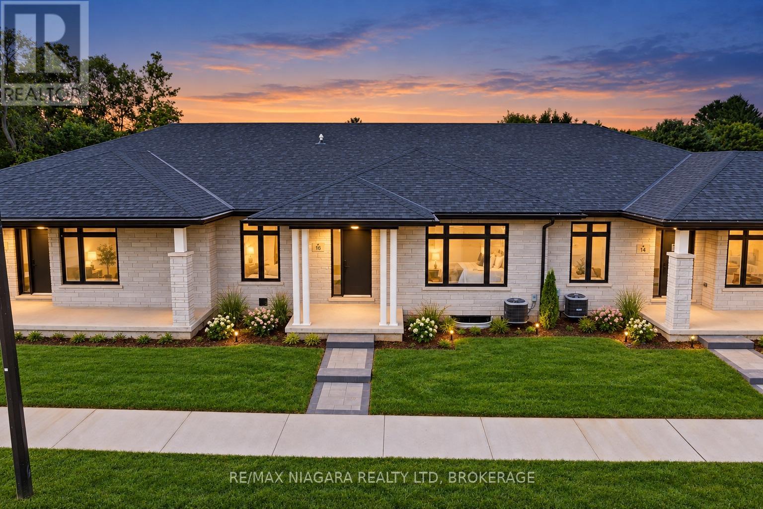 16 ACCURSI CRESCENT