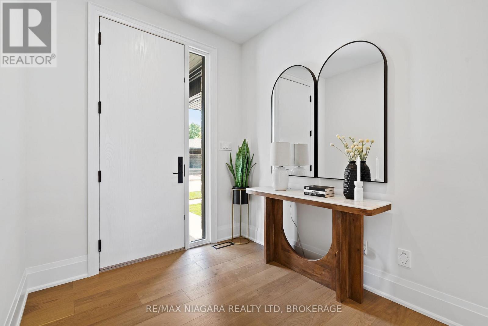 16 ACCURSI CRESCENT