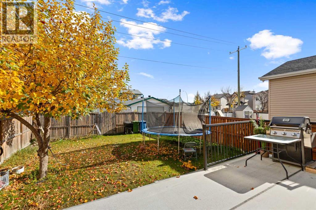 6 Martin Crossing Way NE