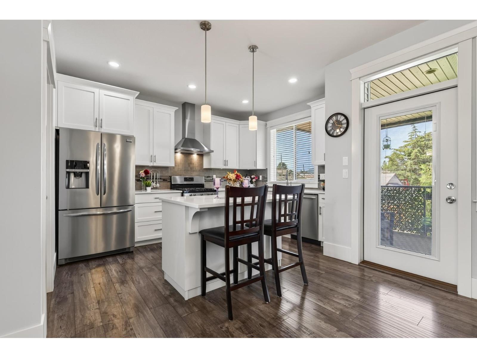 3 10166 WILLIAMS ROAD, Fairfield Island