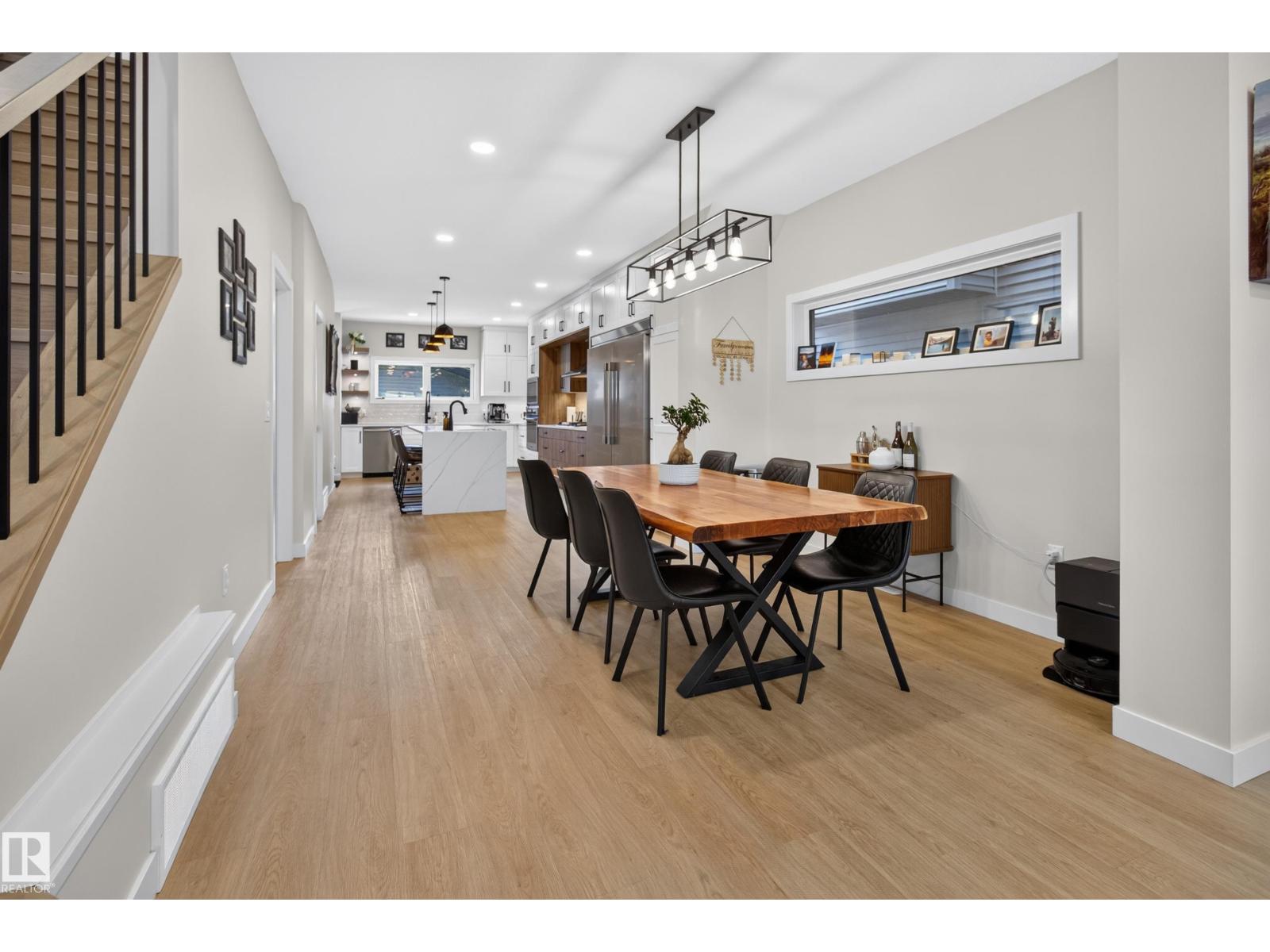 9333 148 ST NW