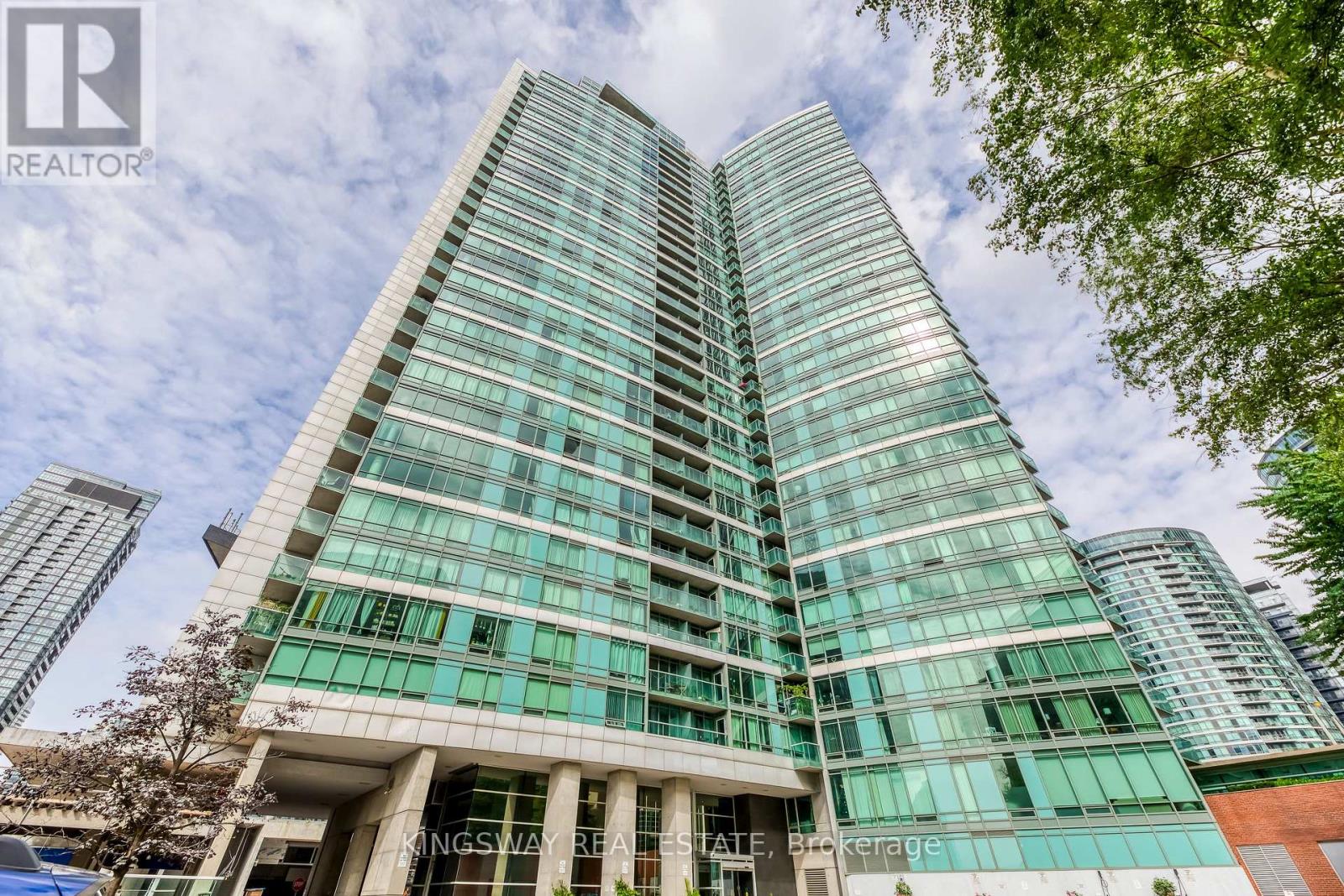 3511 - 81 NAVY WHARF COURT